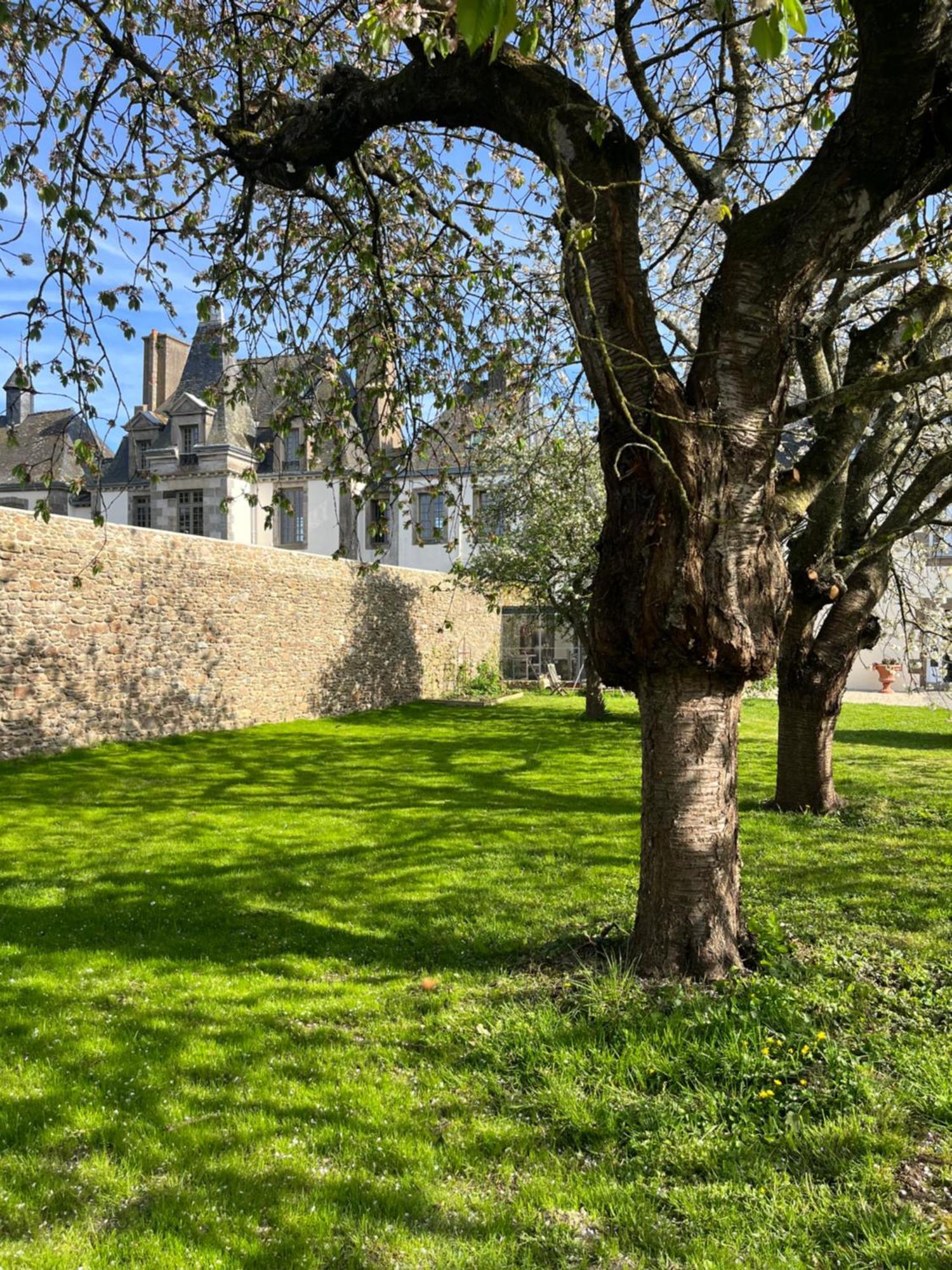 Manoir 1685 Saint Malo Hotel Bagian luar foto